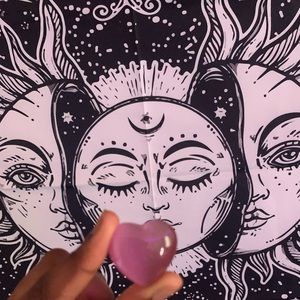 Dyed smooth stone Quartz heart💓
